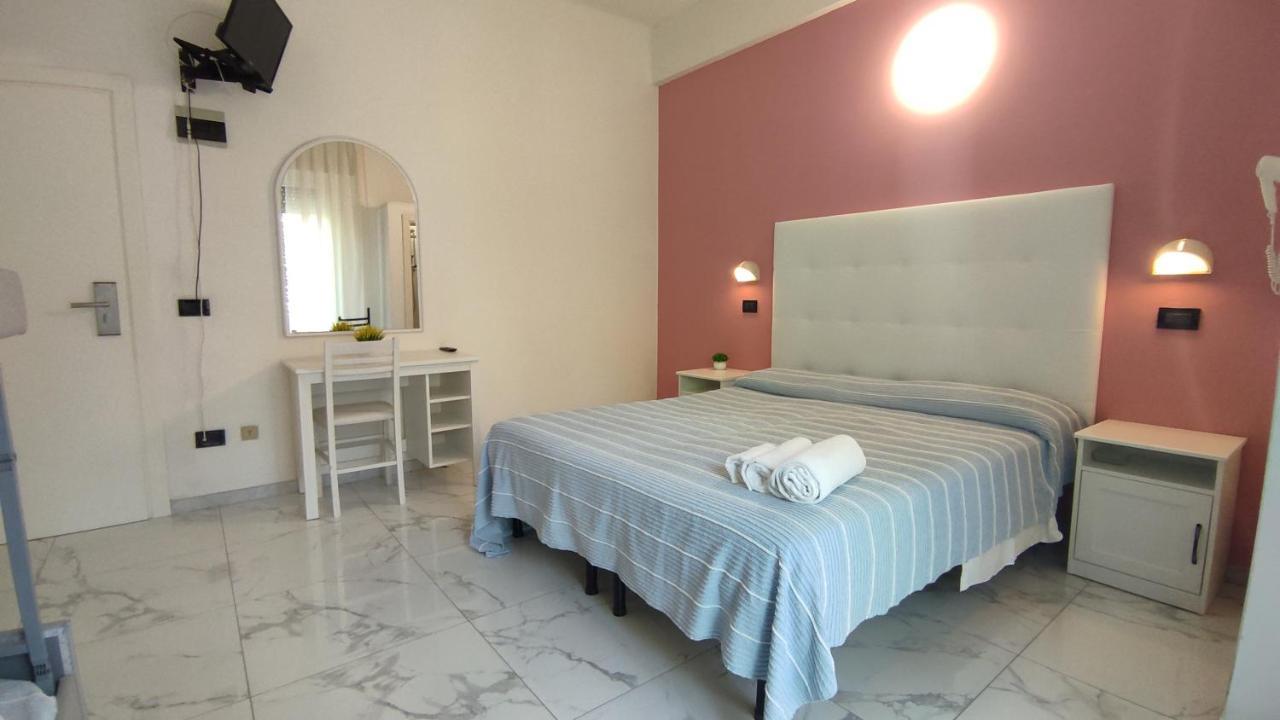 Hotel Villa Elisa ريميني المظهر الخارجي الصورة