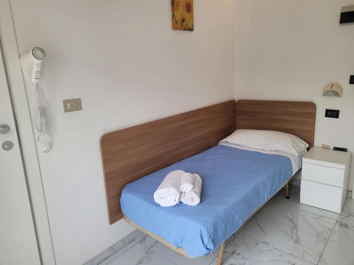 Hotel Villa Elisa ريميني المظهر الخارجي الصورة