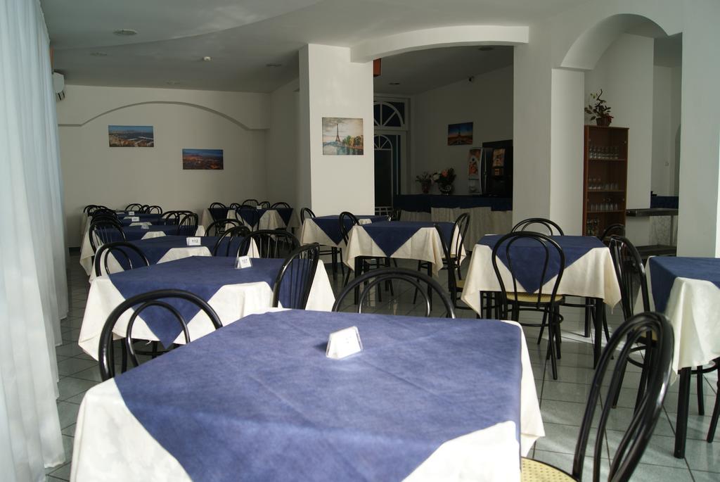Hotel Villa Elisa ريميني المظهر الخارجي الصورة