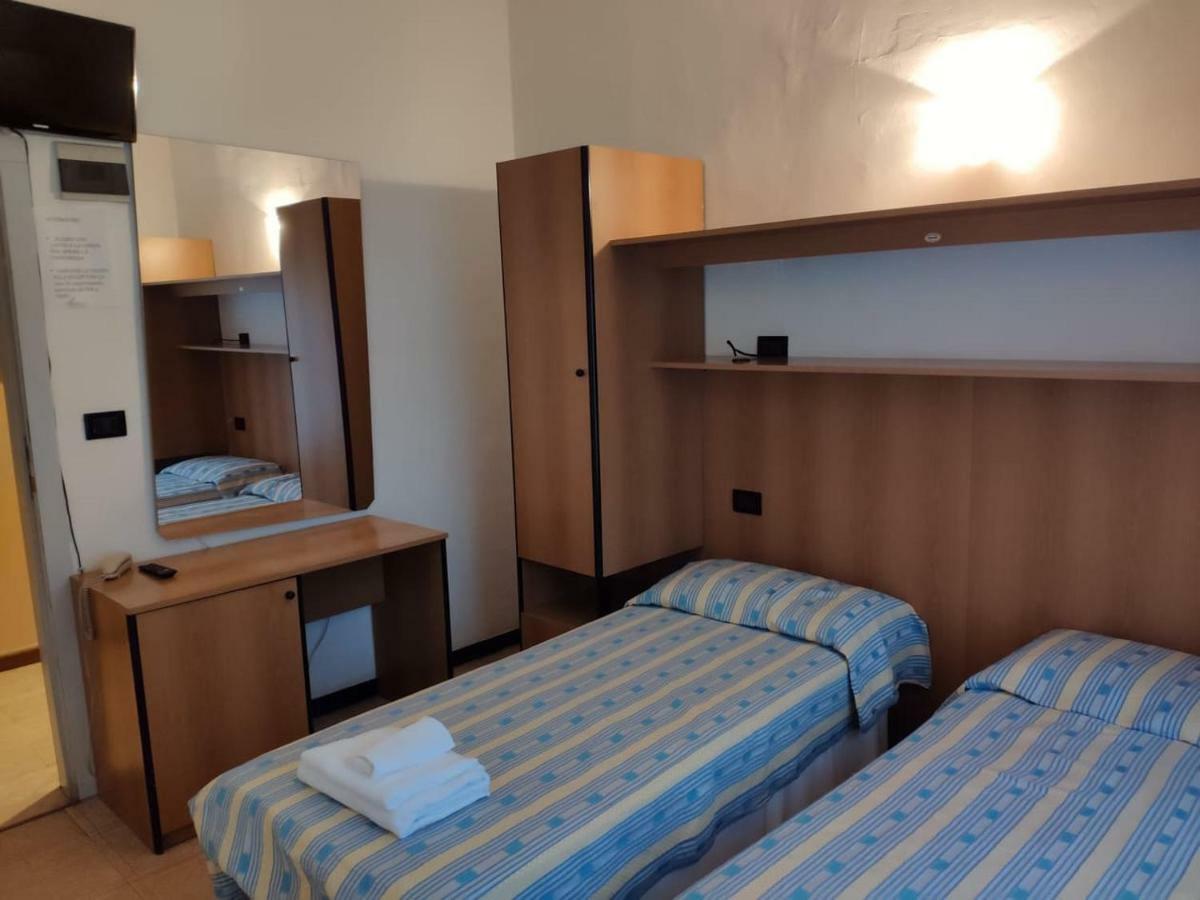Hotel Villa Elisa ريميني المظهر الخارجي الصورة